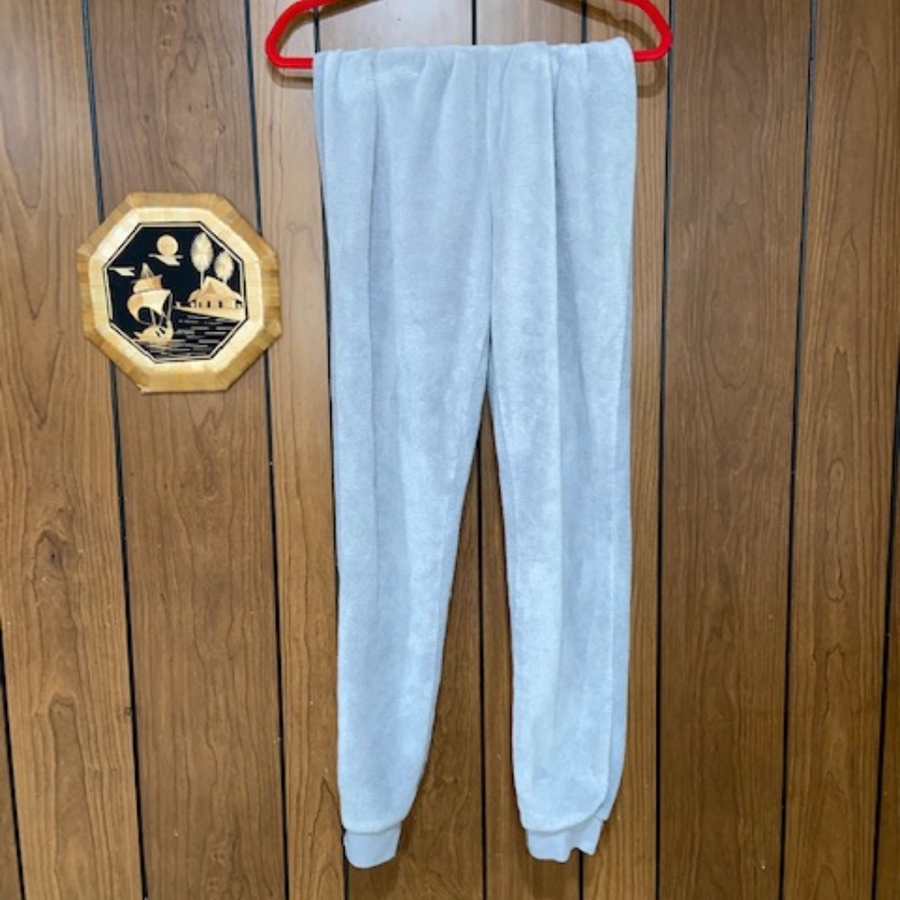 Love to Lounge Light Grey Plush Sweatpants / Joggers - Size S